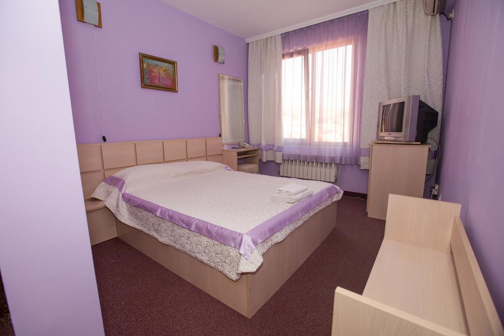 Hotel Семеен Хотел Сокол Sandanski Zimmer foto