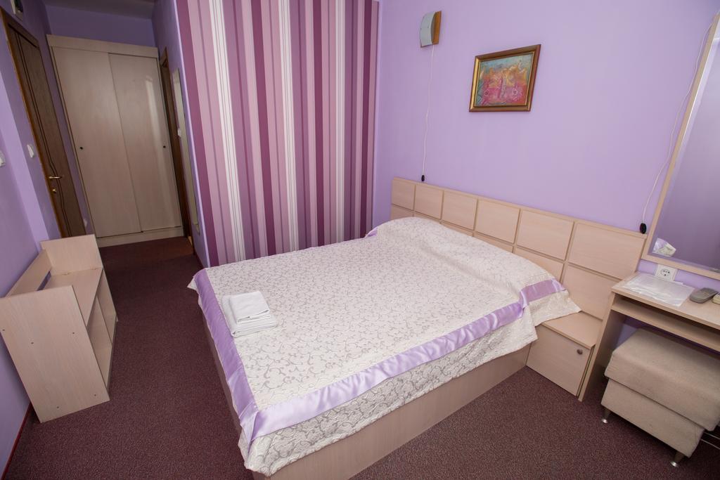 Hotel Семеен Хотел Сокол Sandanski Zimmer foto