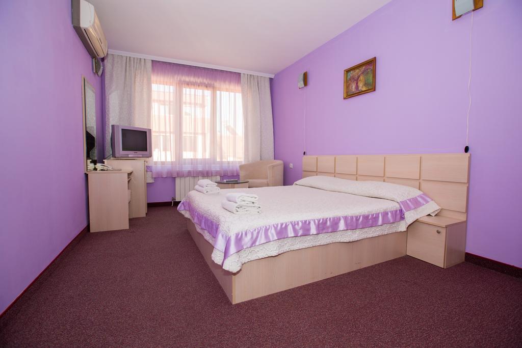 Hotel Семеен Хотел Сокол Sandanski Zimmer foto